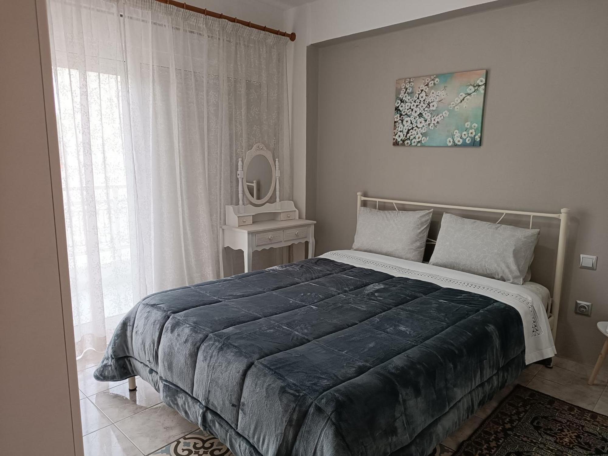J&b Alexandroupoli